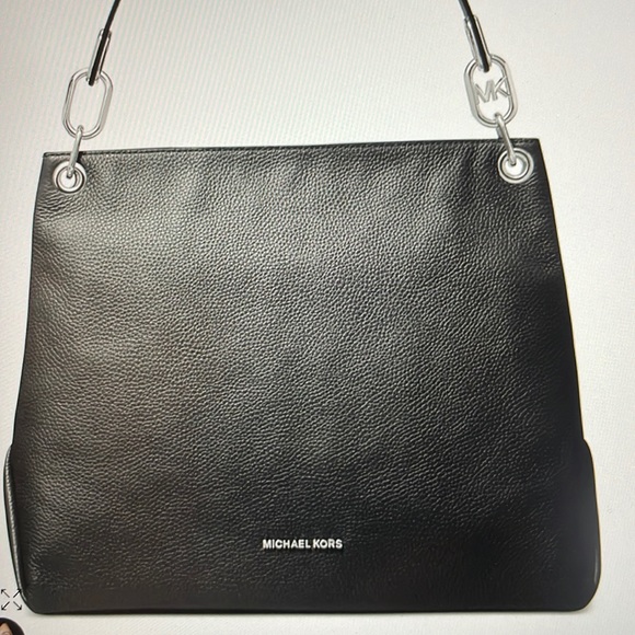 Michael Kors Handbags - Michael Kors shoulder bag